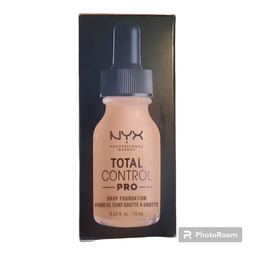 NYX Professional Makeup Total Control Pro Drop Foundation Skin-true buildable